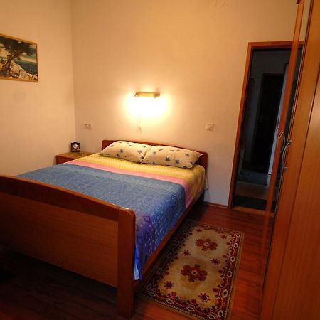 غييكا Guesthouse Konti الغرفة الصورة